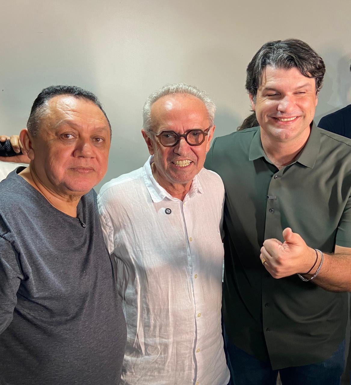 Em reunião com lideranças, Leo Bezerra anuncia Chico do sindicato como coordenador da campanha de Cícero ao governo