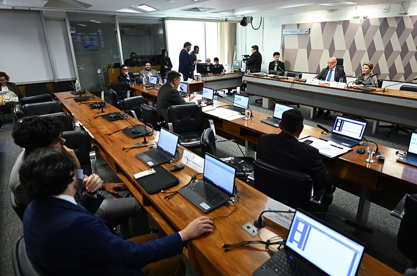 Aposentadoria no exterior: comissão aprova nova regra para países da CPLP Aposentadoria no exterior: comissão aprova nova regra para países da CPLP